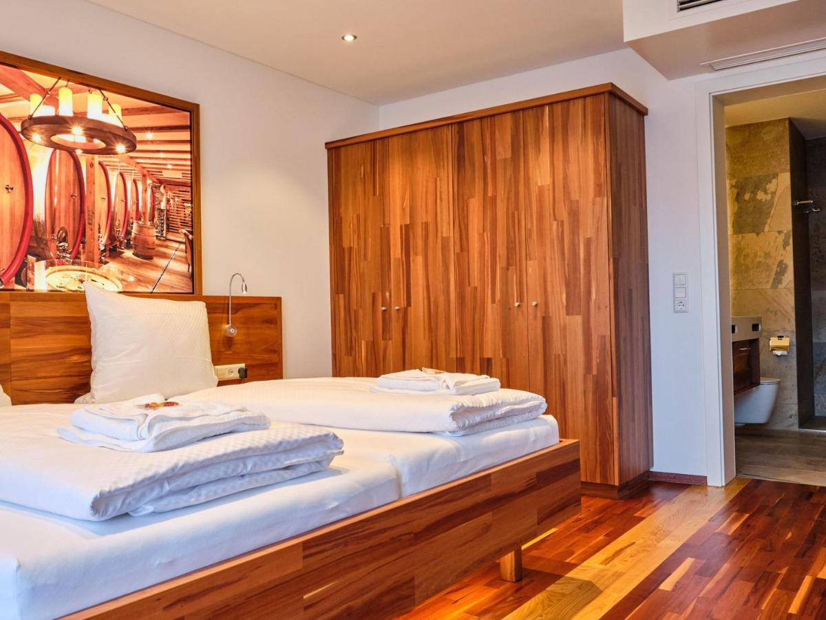 Hotel Hornstein - Weingut, Vinothek & Gastronomie Nonnenhorn Zewnętrze zdjęcie