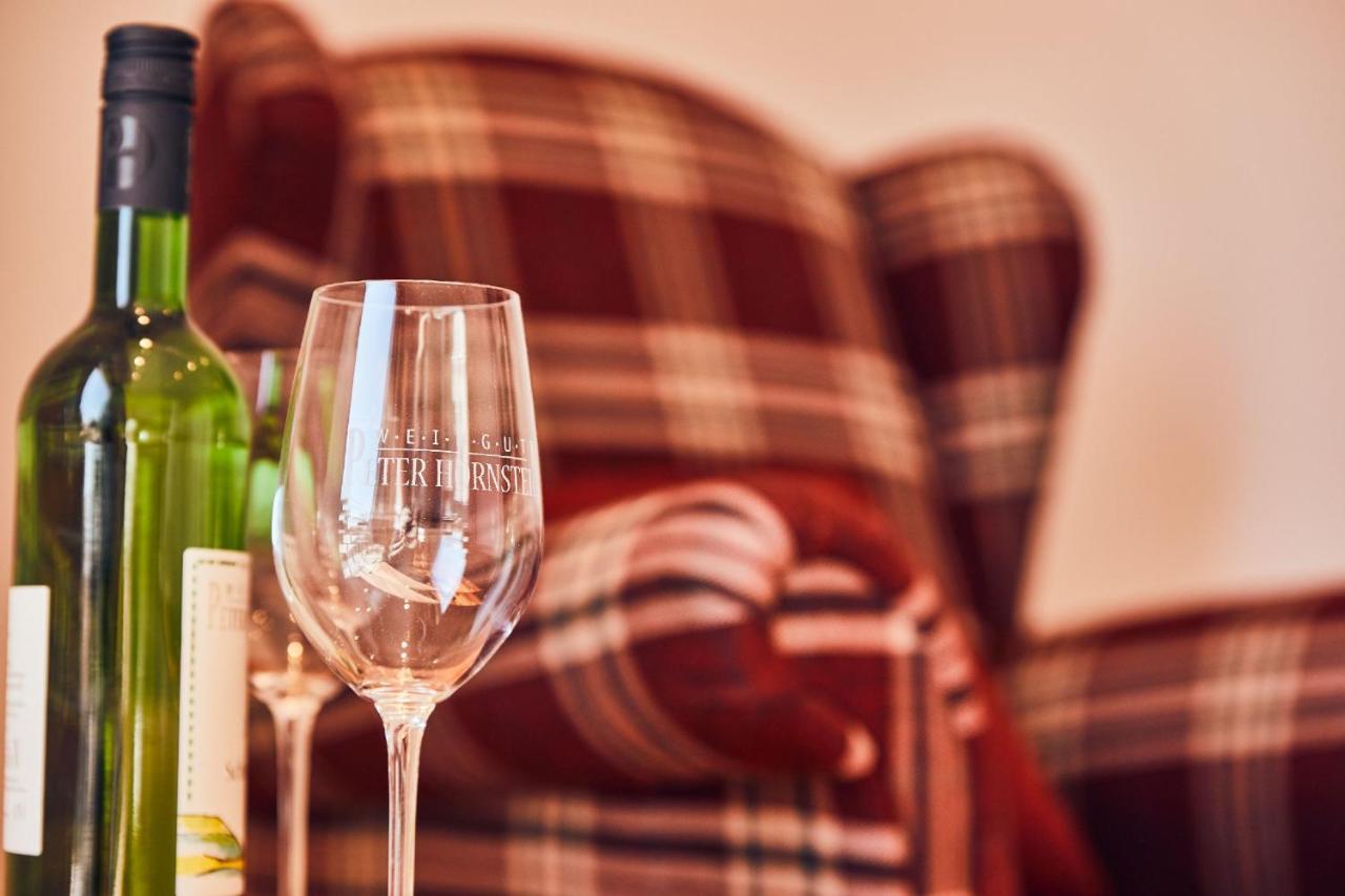 Hotel Hornstein - Weingut, Vinothek & Gastronomie Nonnenhorn Zewnętrze zdjęcie